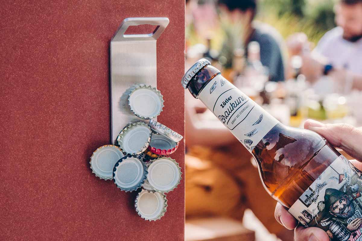 JOHNNY-CATCH-MAGNET-flaschenoeffner-4-pdp_1920x1920